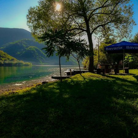 Отель Lake House Krndija Яйце Экстерьер фото